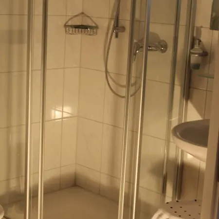 Haus Kirsch 그레벤브로히